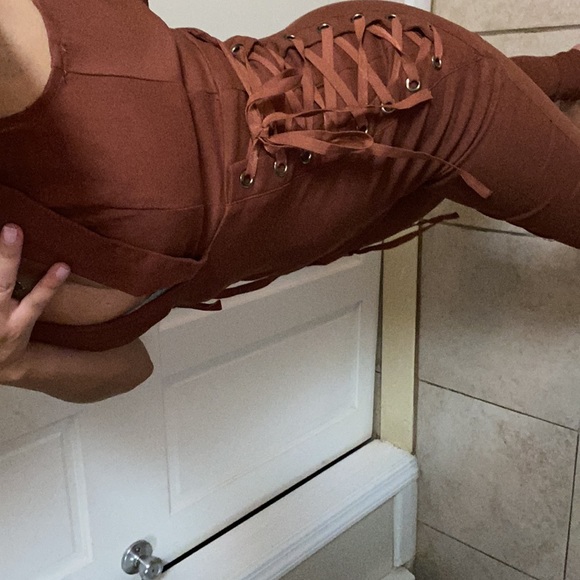NWOT Lace up jumpsuit - Picture 4 of 6